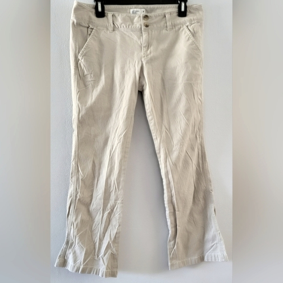 American Eagle AE Mid Rise Midrise Flared Wide Leg Khaki Dress Pants 8 Short - Picture 1 of 8